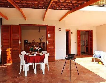 Apartment- Trilo 6 * Centola